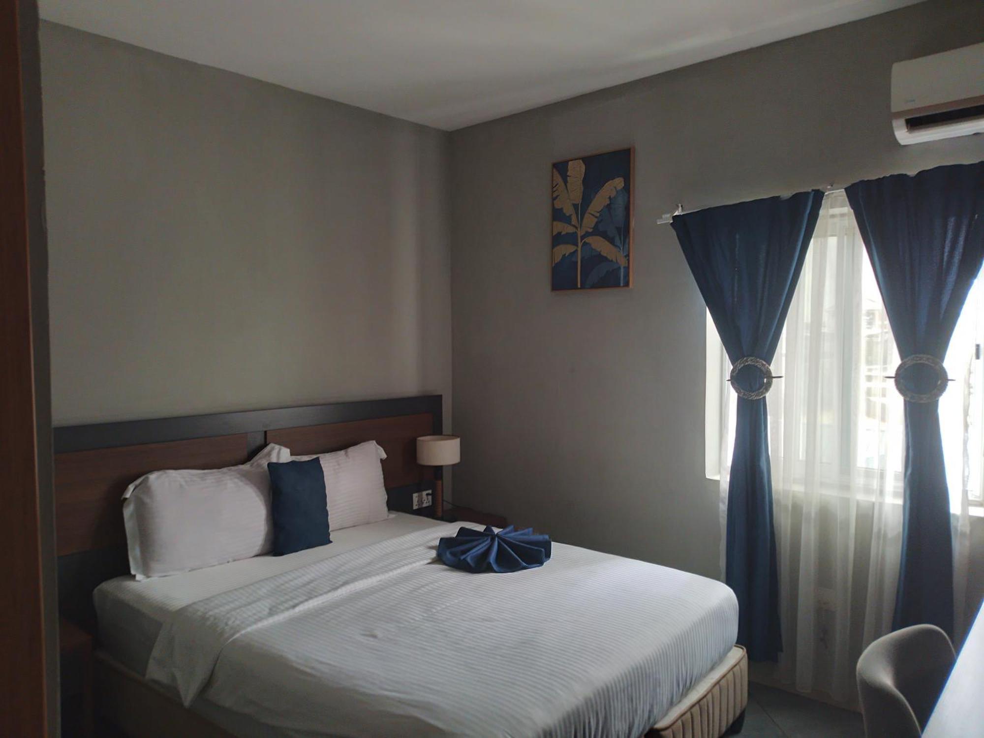Euro Homes Hotel Accra Exterior foto